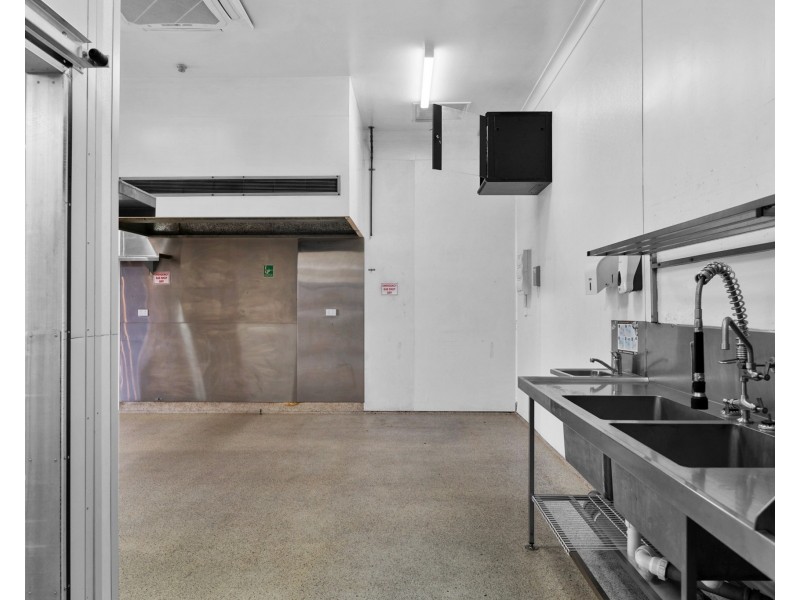 7B/131 Anzac Avenue, Newtown QLD 4350