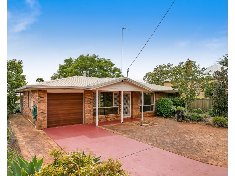 265A Hume Street, South Toowoomba QLD 4350