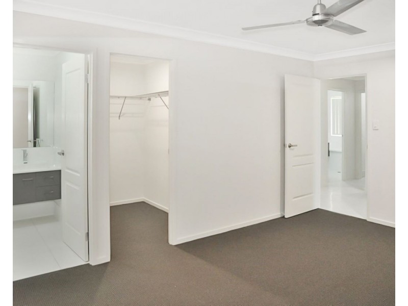 20 Cardamon Crescent, Glenvale QLD 4350