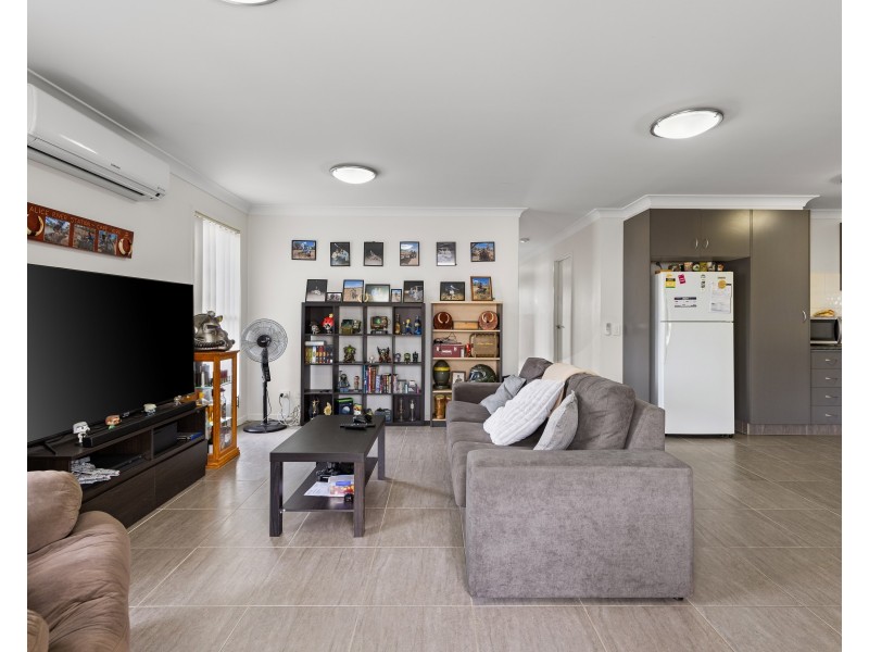 2 Nash Drive, Glenvale QLD 4350