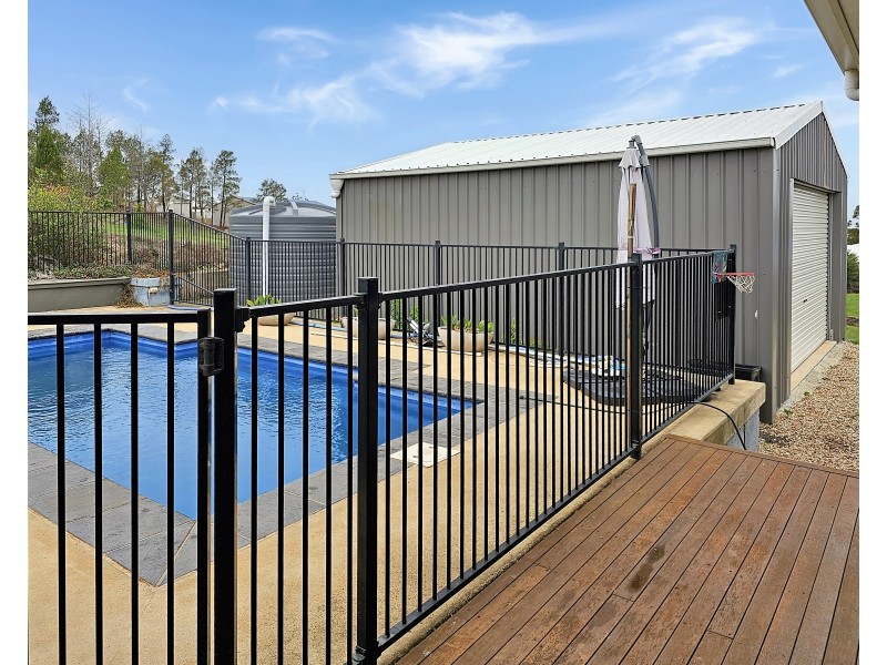 7 Gilbert Court, Gowrie Junction QLD 4352