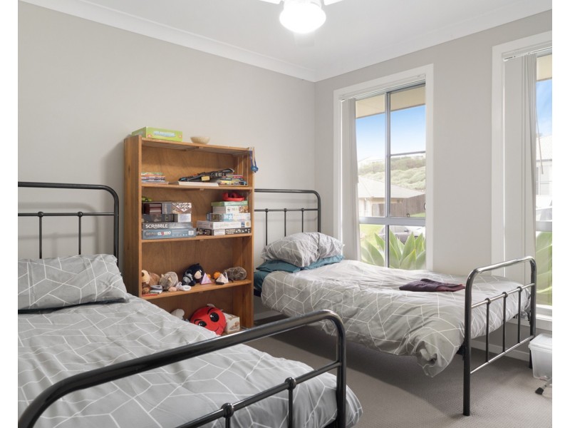 Unit 2/19 Alpine Court, Cranley QLD 4350