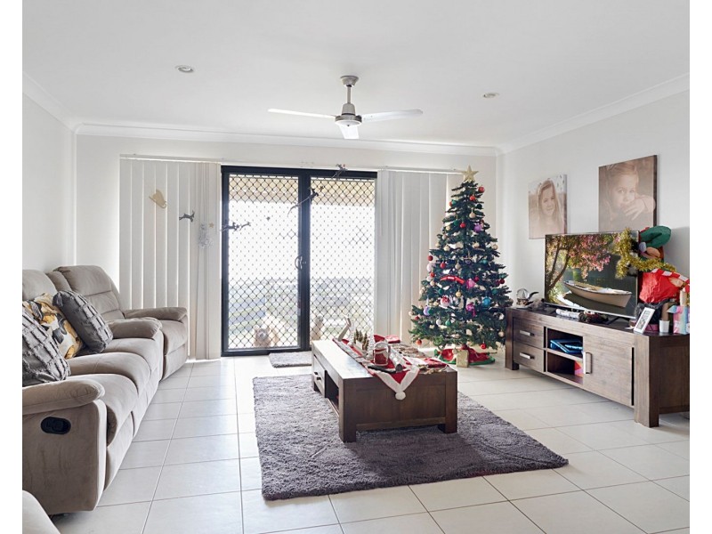 Unit 1/25 Winning Street, Glenvale QLD 4350