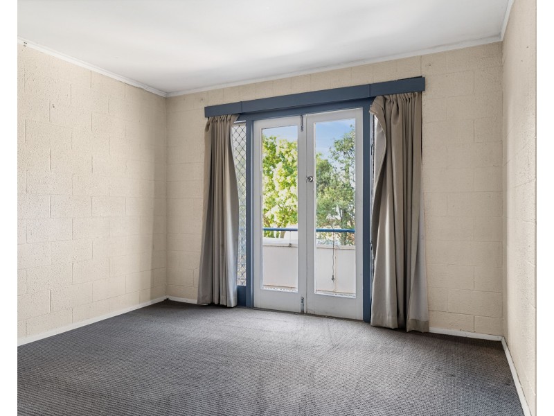 Unit 2/329 Hume Street, South Toowoomba QLD 4350