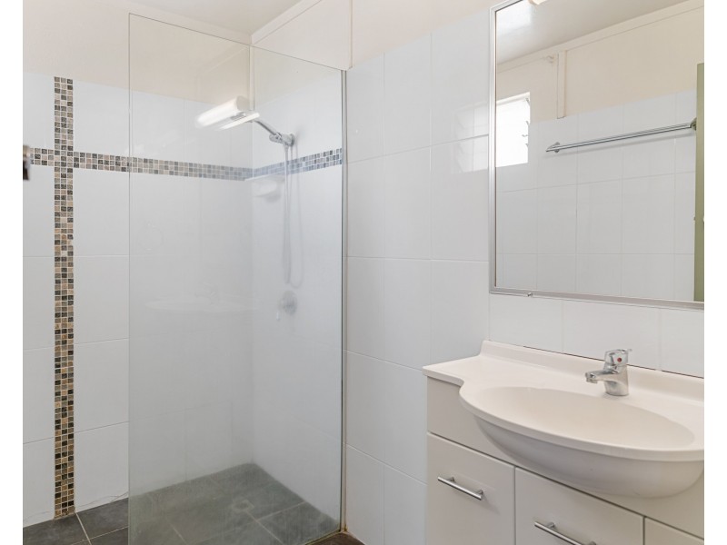 Unit 2/329 Hume Street, South Toowoomba QLD 4350