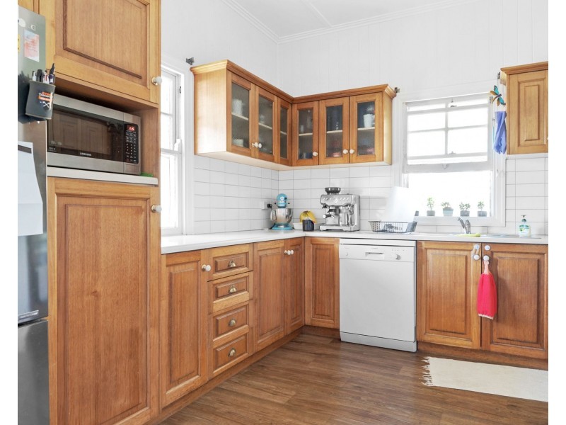 171 Russell Street, Newtown QLD 4350