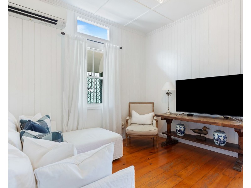 44 Eleanor Street, East Toowoomba QLD 4350