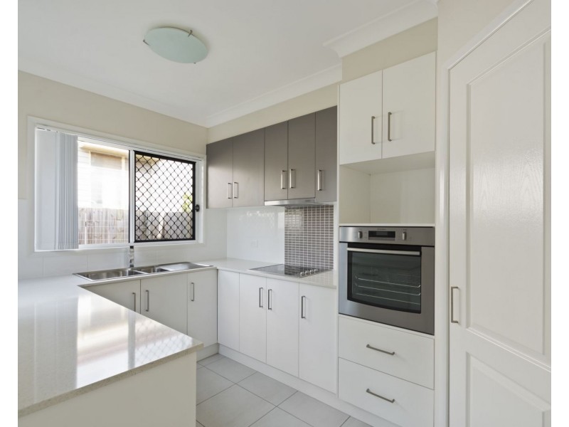Unit 9/11 Obrien Street, Harlaxton QLD 4350