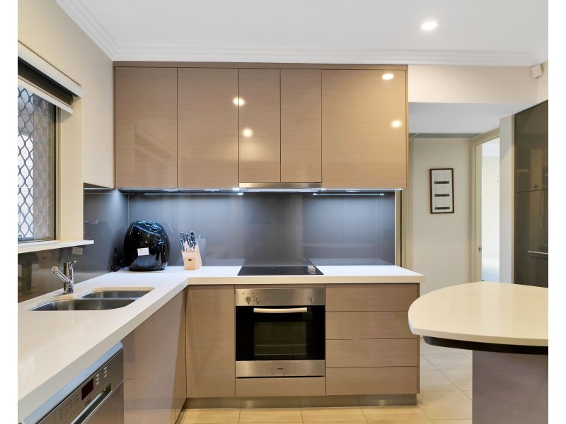 Penthouse – Unit 20/33-35 Tourist Road, East Toowoomba QLD 4350