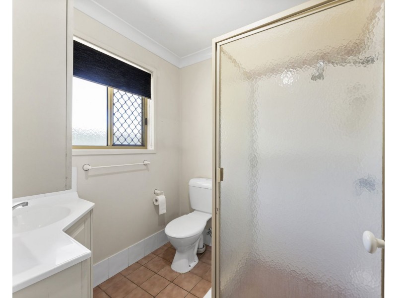 2 Gouldson Drive, Kearneys Spring QLD 4350