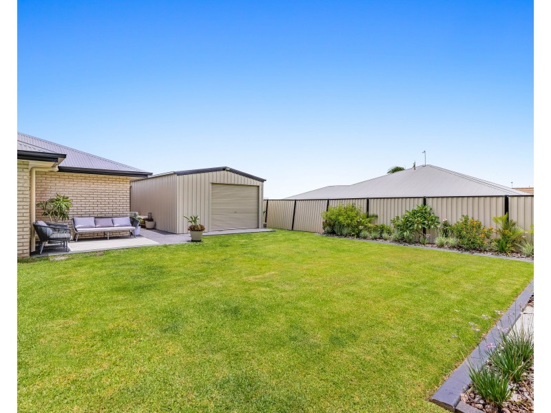 8 Wildcard Drive, Glenvale QLD 4350