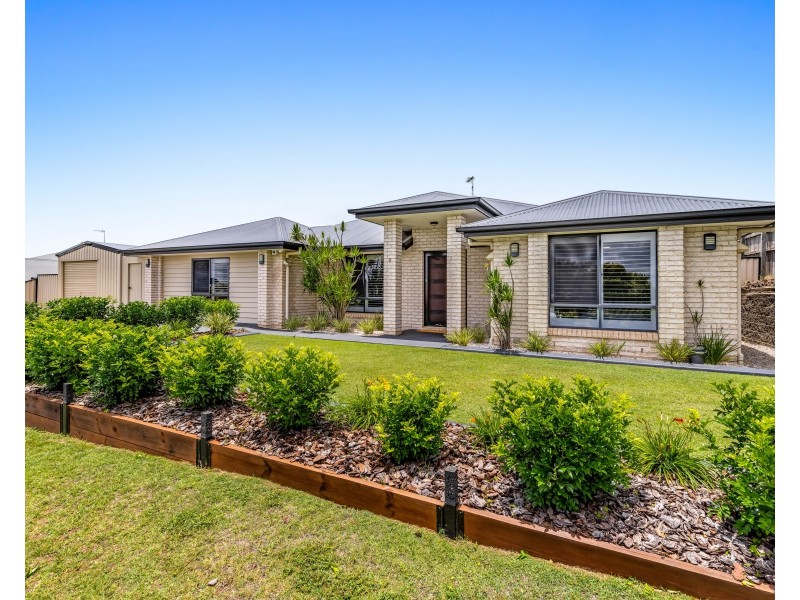 8 Wildcard Drive, Glenvale QLD 4350