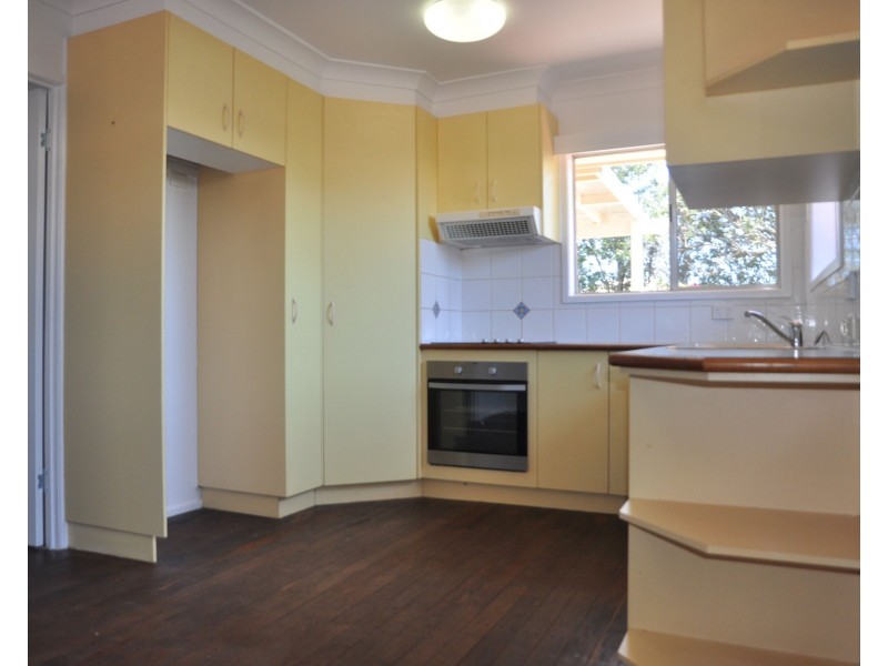17 Fromalls Street, Harristown QLD 4350