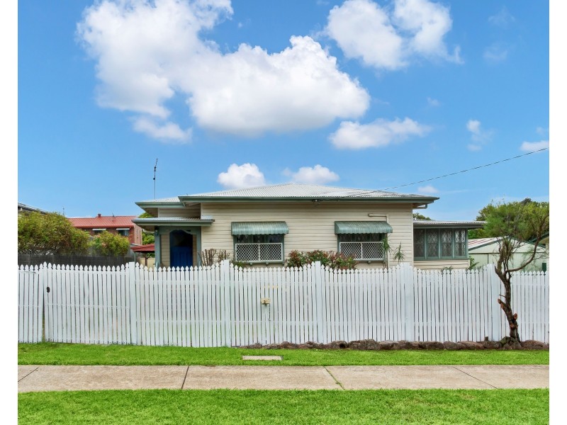 37 Clark Street, South Toowoomba QLD 4350