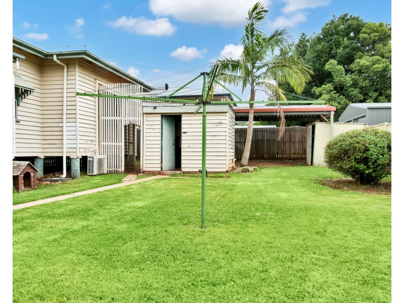 37 Clark Street, South Toowoomba QLD 4350