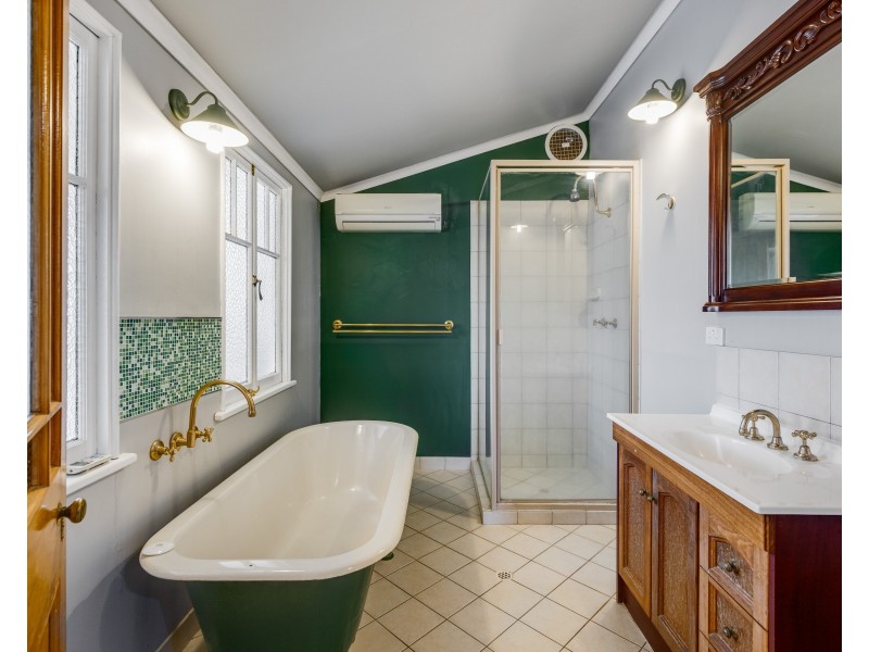 32 Hill Street, Toowoomba City QLD 4350