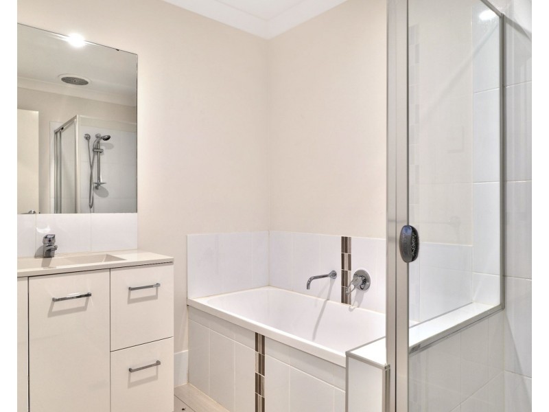 Unit 1/36 Mia Street, Wyreema QLD 4352
