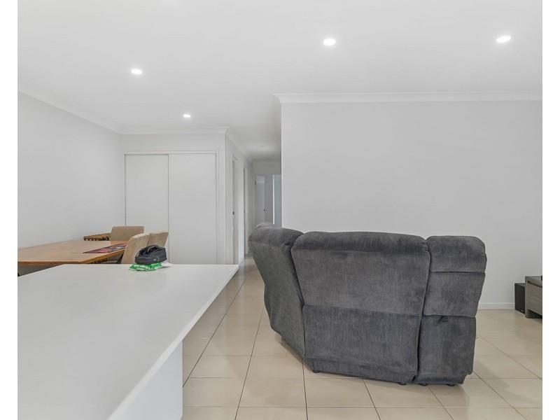 Unit 2/6 Tatum Court, Glenvale QLD 4350