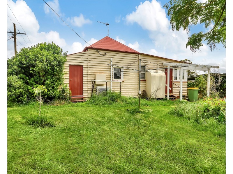 1 Aspect Street, North Toowoomba QLD 4350