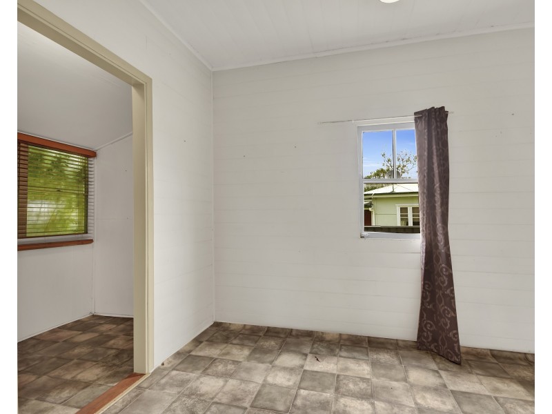 1 Aspect Street, North Toowoomba QLD 4350