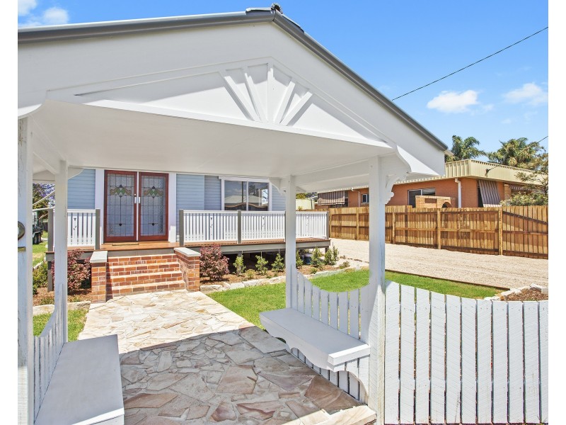 2 Merritt Street, Harristown QLD 4350