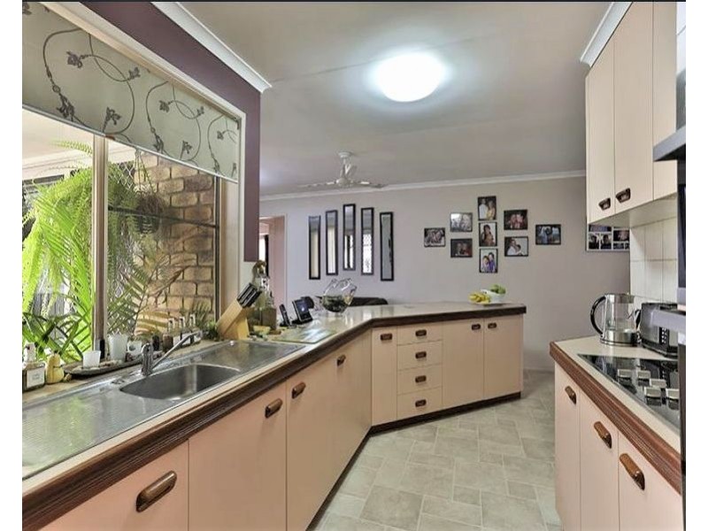 23 Armstrong Street, Wilsonton QLD 4350