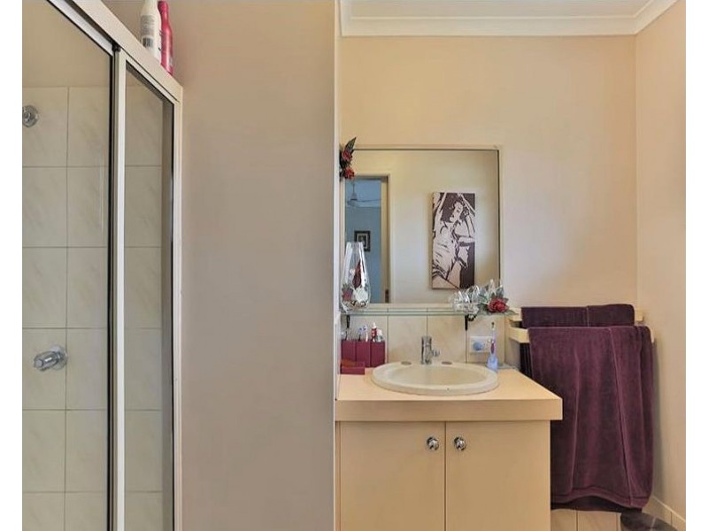 23 Armstrong Street, Wilsonton QLD 4350