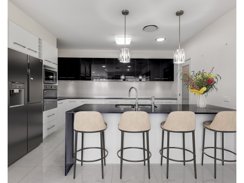 3 Sunrise Court, Gowrie Junction QLD 4352