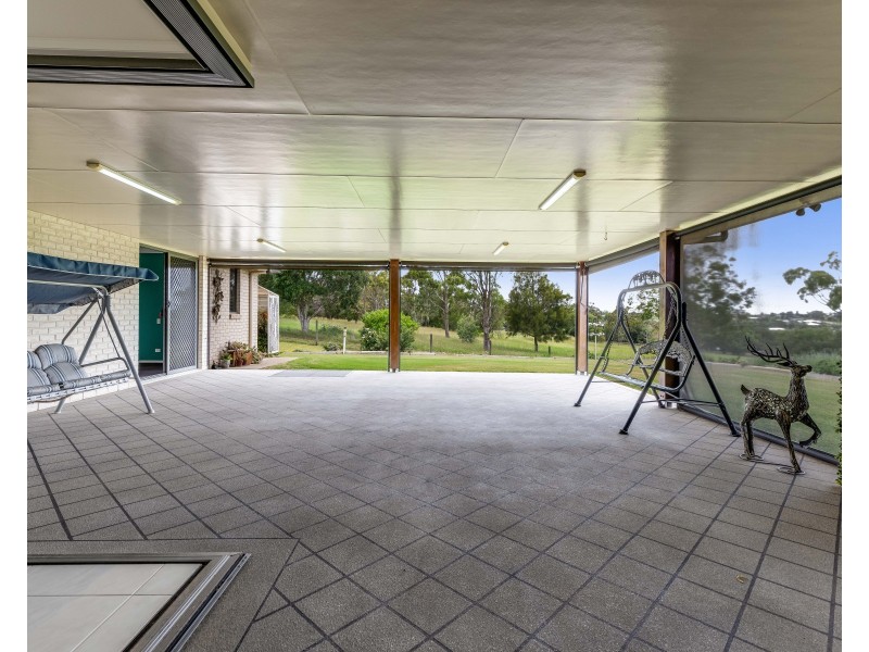 3 Sunrise Court, Gowrie Junction QLD 4352