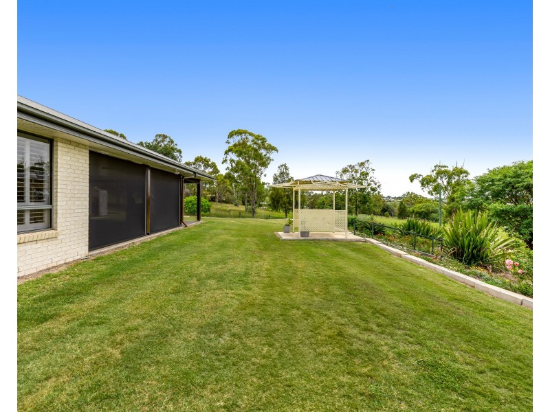 3 Sunrise Court, Gowrie Junction QLD 4352
