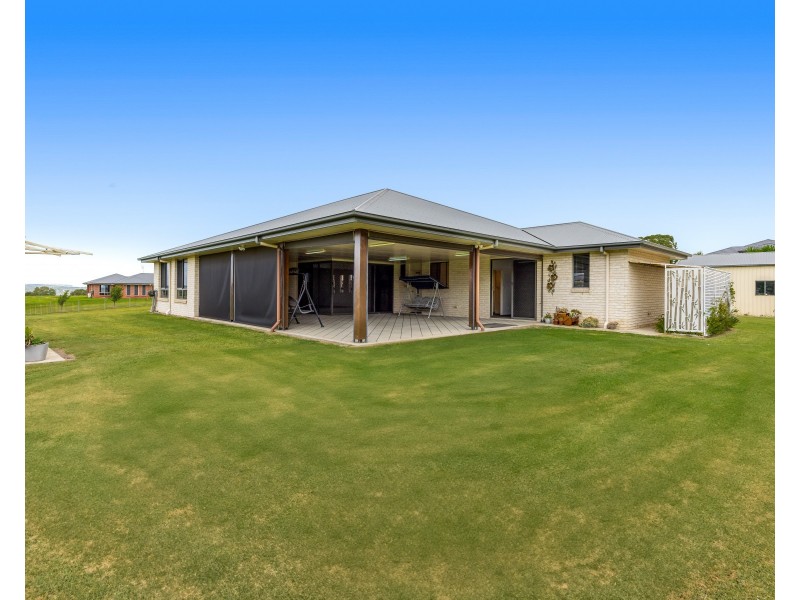 3 Sunrise Court, Gowrie Junction QLD 4352