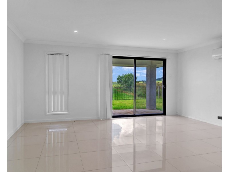 Unit 9a Mia Street, Wyreema QLD 4352