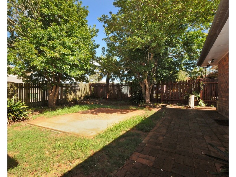 1 Lupin Court, Centenary Heights QLD 4350