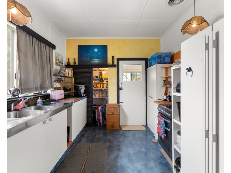 24 Cox Street, Wilsonton QLD 4350