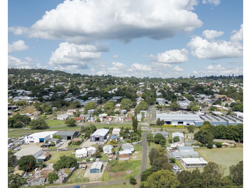 16 Inter Street, North Toowoomba QLD 4350