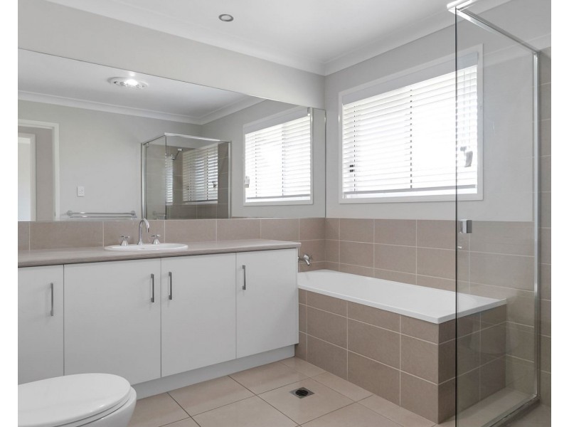 48 Bennett Street, Kleinton QLD 4352