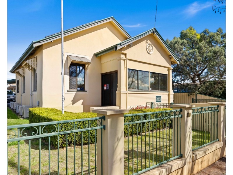 Offices/110 Herries Street, East Toowoomba QLD 4350