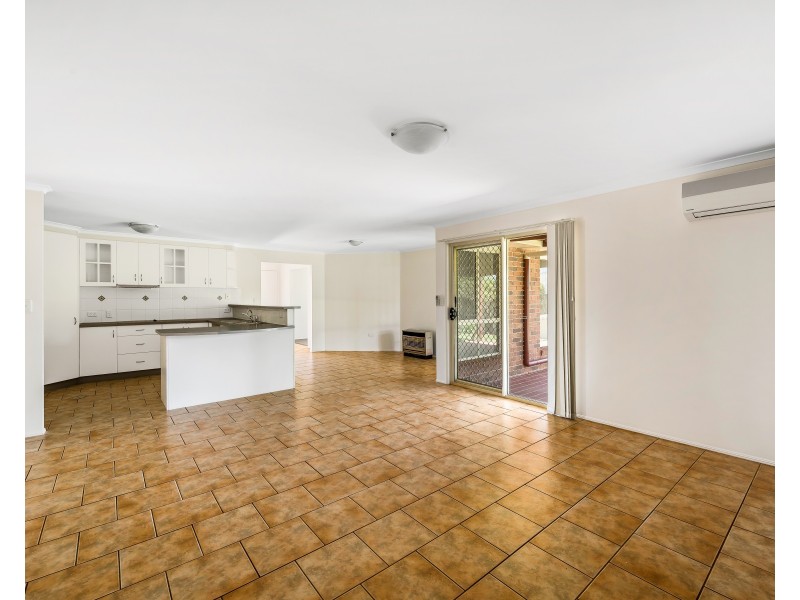 20 Menzies Street, Middle Ridge QLD 4350