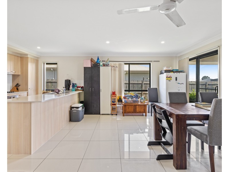 25 Weebah Place, Cambooya QLD 4358