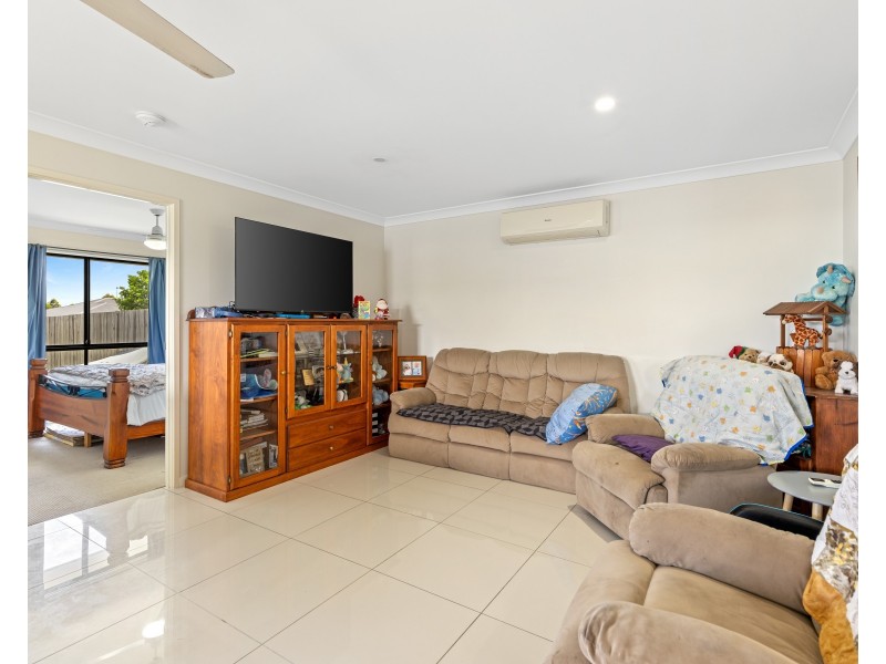 25 Weebah Place, Cambooya QLD 4358