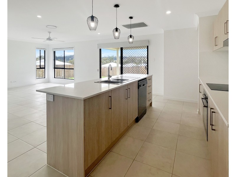 26 Vanessa Crescent, Cotswold Hills QLD 4350