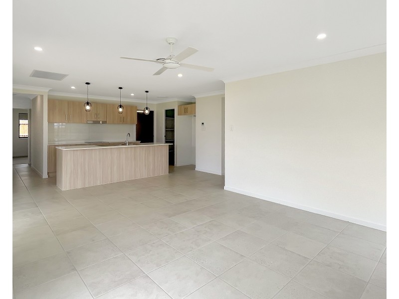 26 Vanessa Crescent, Cotswold Hills QLD 4350