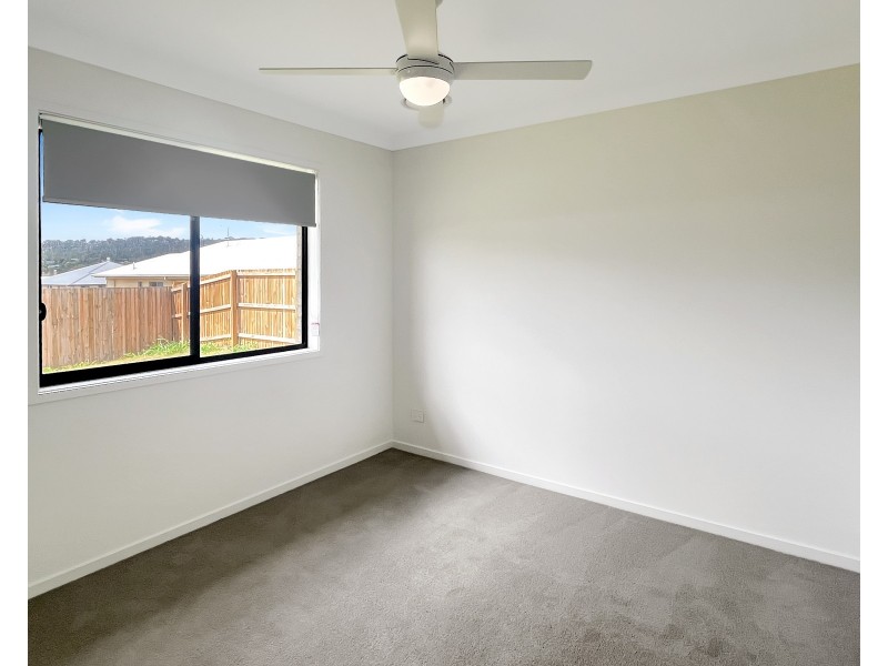 26 Vanessa Crescent, Cotswold Hills QLD 4350