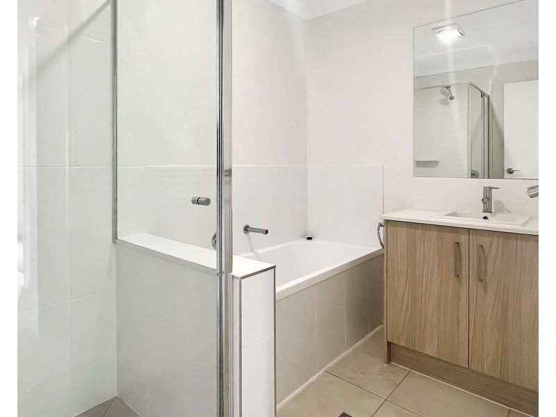 26 Vanessa Crescent, Cotswold Hills QLD 4350