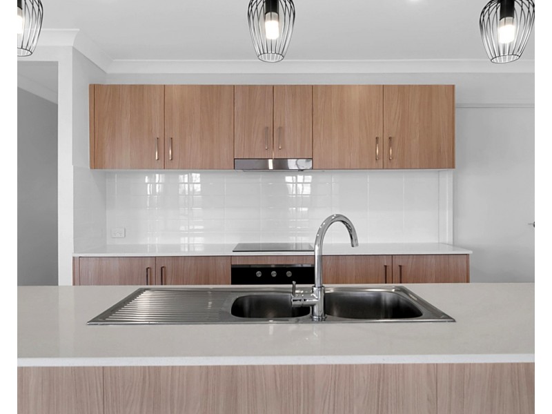 26 Vanessa Crescent, Cotswold Hills QLD 4350