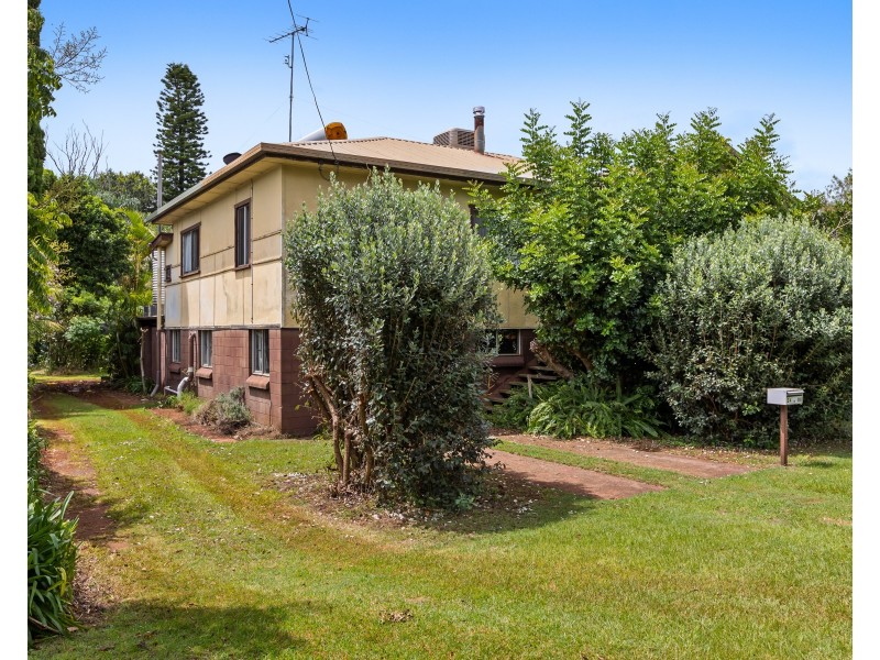 24 Cox Street, Wilsonton QLD 4350