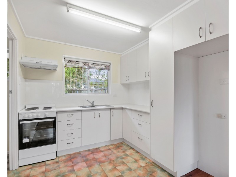 Unit 3/335 West Street, Harristown QLD 4350