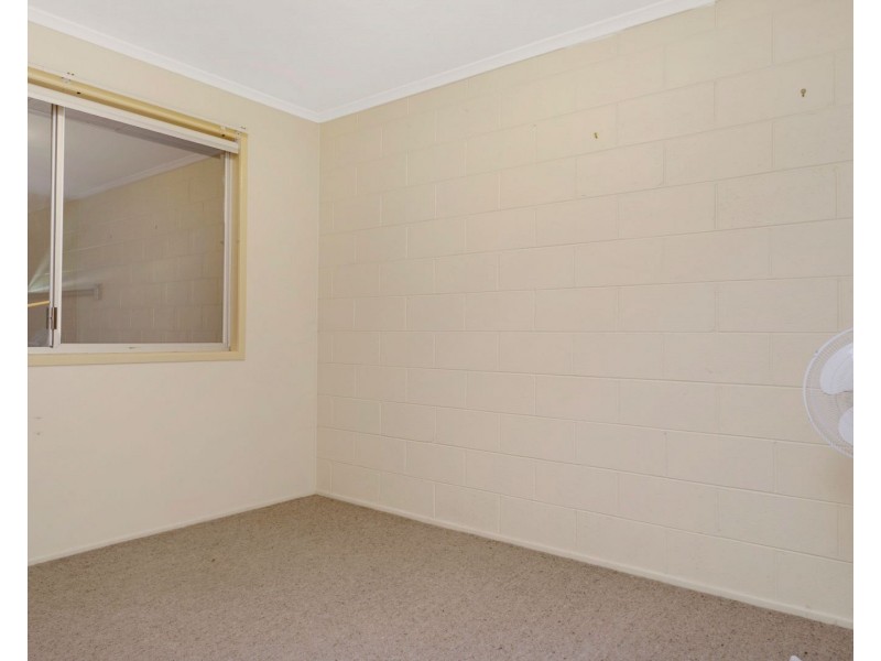 64A Debra Street, Centenary Heights QLD 4350