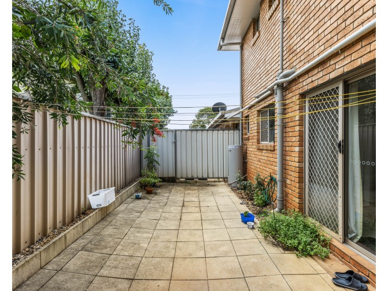 Unit 3/226 Herries Street, Newtown QLD 4350