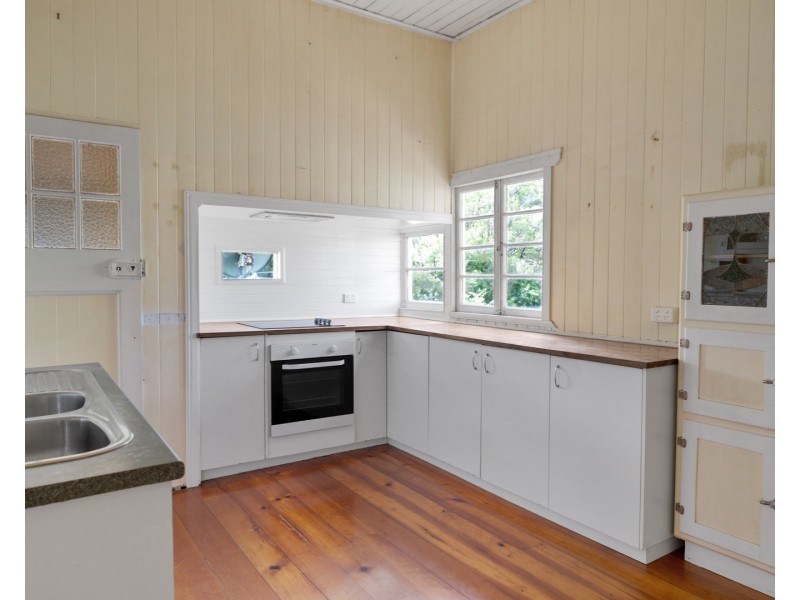 3 Dunne Street, Harristown QLD 4350